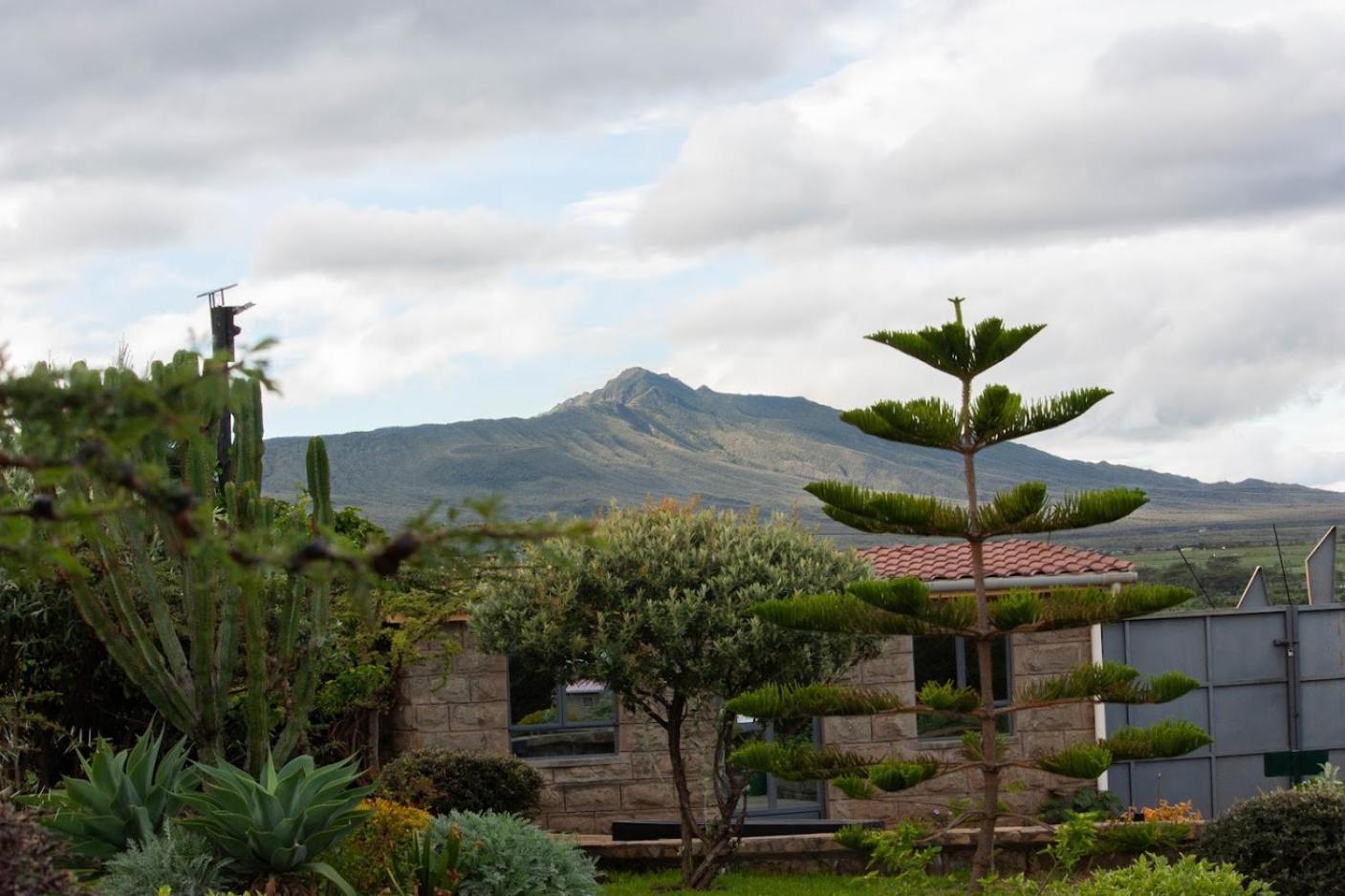Homely Cottage Near Lake Naivasha, Elwai Visitor Centre Heni Village Exterior foto